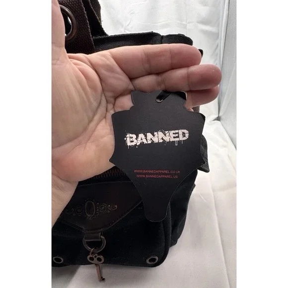 Banned Alternative DOOM LAGOON HANDBAG Steampunk Key Canvas Black Copper NWT - Picture 8 of 16